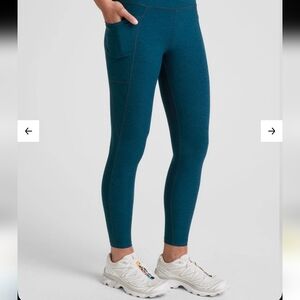Beyond Yoga Out Of Pocket Leggings Blue Gem - small